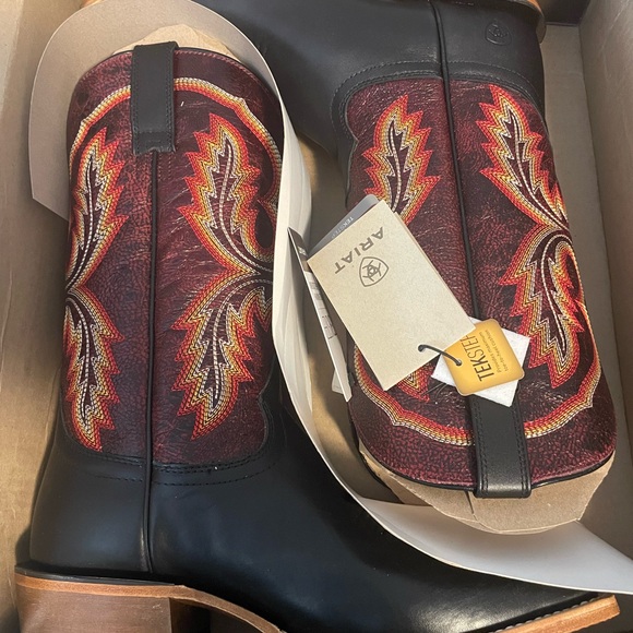 Ariat Other - Ariat Men’s Western Futurity Cashout Boots – NWT